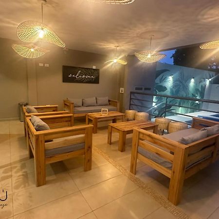 Uru Apart Iguazu Puerto Iguazú Exteriör bild