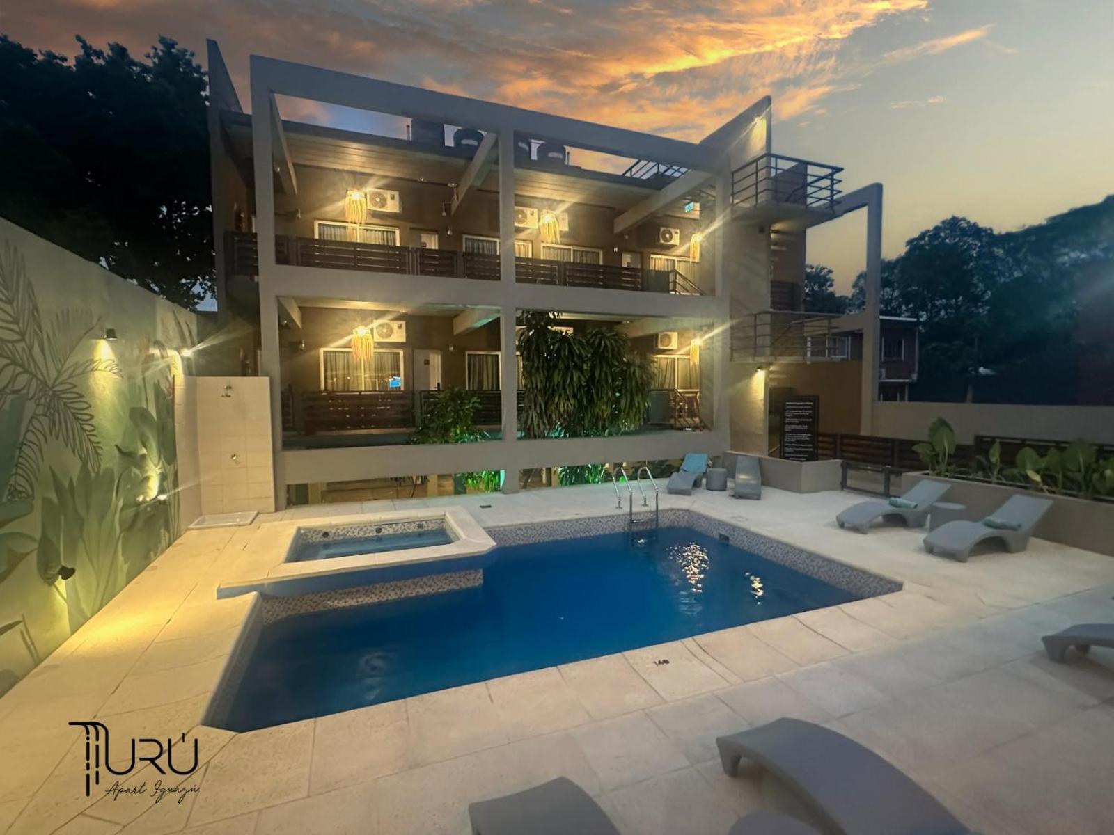 Uru Apart Iguazu Puerto Iguazú Exteriör bild