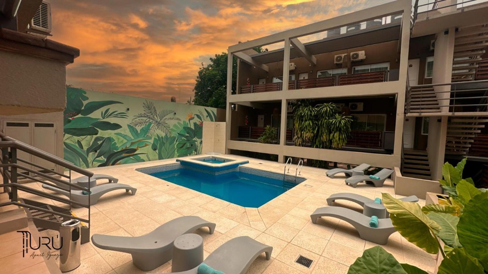 Uru Apart Iguazu Puerto Iguazú Exteriör bild
